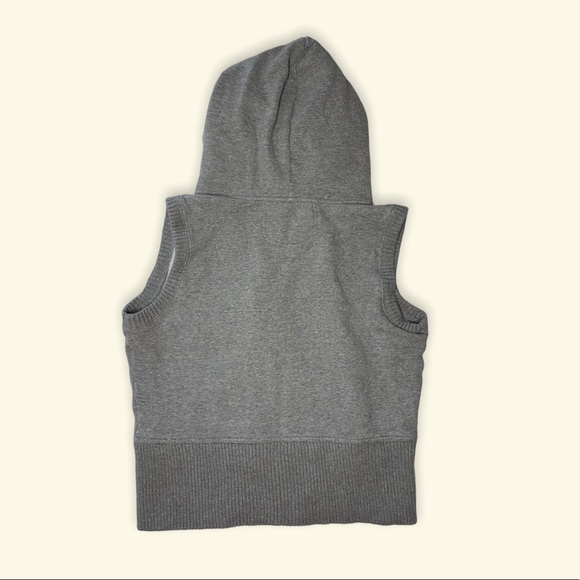 Y2K Grey Zip Up Vest - Picture 2 of 3